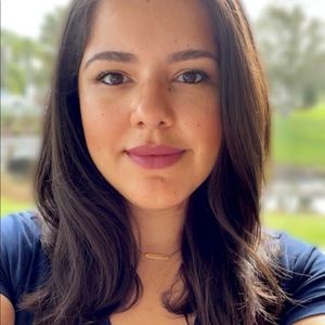 Meet your Posher, Samara